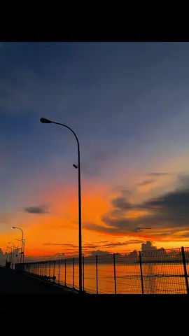 #lagutimur #storytimur #sunset #sunsetvibes #soundtimur 