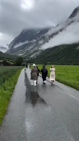 🇨🇭repost 🙏