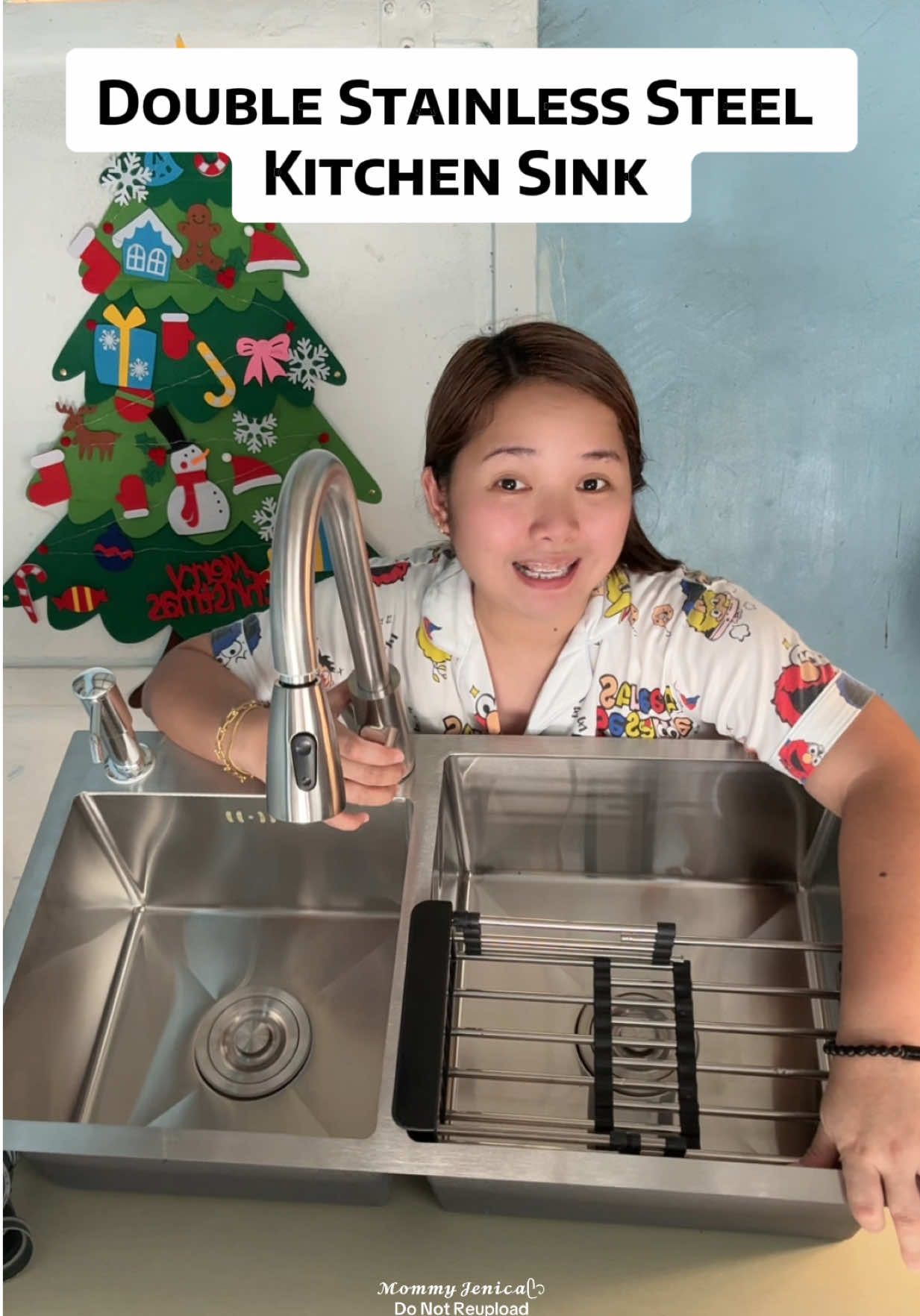 Yung yayamanin na kitchen sink meron na din ako🥹😍 Pangarap ko lang dati to eh! #kitchensink #kitchensinkfaucet #kitchenfaucet #stainlesssteelsink #doublesink @Cosy Living Homes 