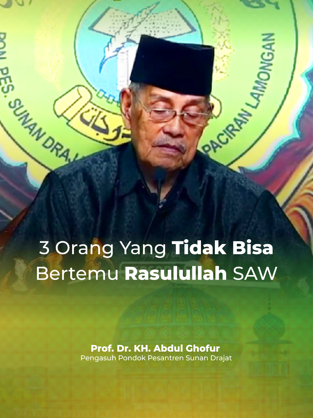 Ada jarak yang tak disadari, jarak antara lisan yang rindu dan hati yang tak meneladani. Bagi yang menyakiti orang tua, bagi yang melupakan sunnah, bagi yang diam saat nama Rasulullah ﷺ disebut — rindu takkan cukup untuk mendekat. Karena cinta sejati bukan perasaan, tapi ketaatan. 🌟 Ke Sunan Drajat, Mondok Sambil Sekolah ===================== ================ Ikuti kami untuk lebih banyak konten inspiratif dan dapatkan wawasan mendalam tentang perjalanan kami dalam mendidik generasi penerus! Instagram: @ppsunandrajat TikTok: @ppsunandrajat Facebook: @ppsunandrajat YouTube: @ppsunandrajat Website: ppsd.id #Rasulullah #CintaRasul #IslamicReels 