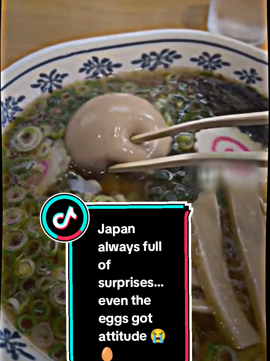 That’s not a boiled egg… that’s a boiled dude 🥚🥢🧑‍🦲@Japan Gyi #viral #fyf #funnyvideos #funnytiktok #egg 