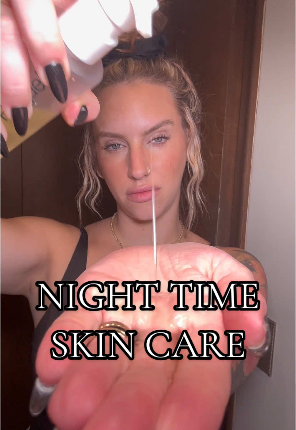 Get un-ready with me 🧖🏽‍♀️ there is truly nothing better than taking off your makeup & the night time skin care routine 🤝🏼 🙂‍↕️ #asmr #getunreadywithme #skincareroutine #skincare #nightroutine #fyp #beauty 