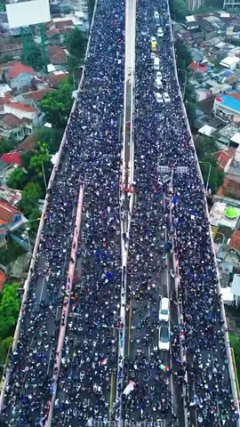 kangen Bandung guys 💙☠️