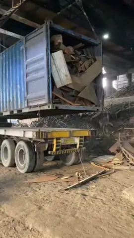 supliyer besi tua dan logam jawa timur usaha logam jaya infokan bosku#usahalogamjaya #supliyerlogamdanbesitua #stenlissteel #usahalogamjaya 