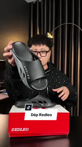 Nó là dép chính hãng rồi nên ae có bảo hành kèm hộp chỉn chu ra phết #met65lendo 