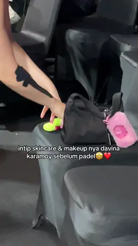 wow sangat ramah banget makeup dan skincarenya davina #fyp #emina #toneupgelemina #sunscreengelemina 