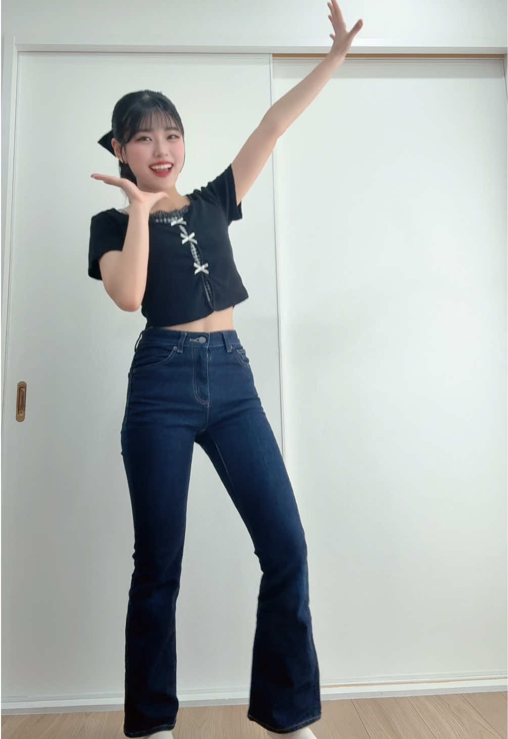 お友だちがこれ踊ってて可愛かった #黒島咲花 #さっくとっく #09 #fjk #アイドル  ❤︎劇場版リアルイベント❤︎ 2/1個別握手会in横浜 3/7個別握手会in大阪 3/8個別写メ会＋セルフィーカードお渡し会in大阪(衣装) ❤︎劇場版オンライン個別お話し会❤︎ 12/27 12/28 1/24 1/25 2/14 2/15 ❤︎通常盤リアルイベント❤︎ 1/10大握手会京都パルスプラザ 2/11大握手会幕張メッセ ❤︎チケット申し込み❤︎ store-annex.universal-music.co.jp/event-list/nmb 第2次受付2025年10月9日(木) 12:00 ～ 2025年10月10日(金) 15:00 