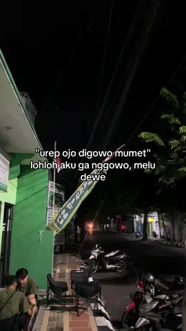 saestu😩 . . . jahe rempah, susu murni, pisang bakar, roti bakar, ketan susu,bakaran jagung sate dll OPEN JAM  ⏰ 16.00-00.00 WIB  🕹️JL PRAMUKA NO 22B WERGU WETAN KUDUS  🕹️GOOGLE MAPS : Jahe Rempah KaliDjaga  ( sma 1 kudus ke barat 300meter, sebelum alfamidi & obonk chiken ) . . .#kudus #jaherempahkudus #jaherempahkalidjaga 