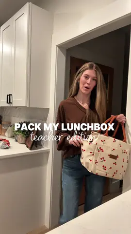 what I’m eating for lunch today as a teacher ✨🫧✏️🍒 #teachersoftiktok #teacherlife #whatieatinaday #packmylunch #teachertok 