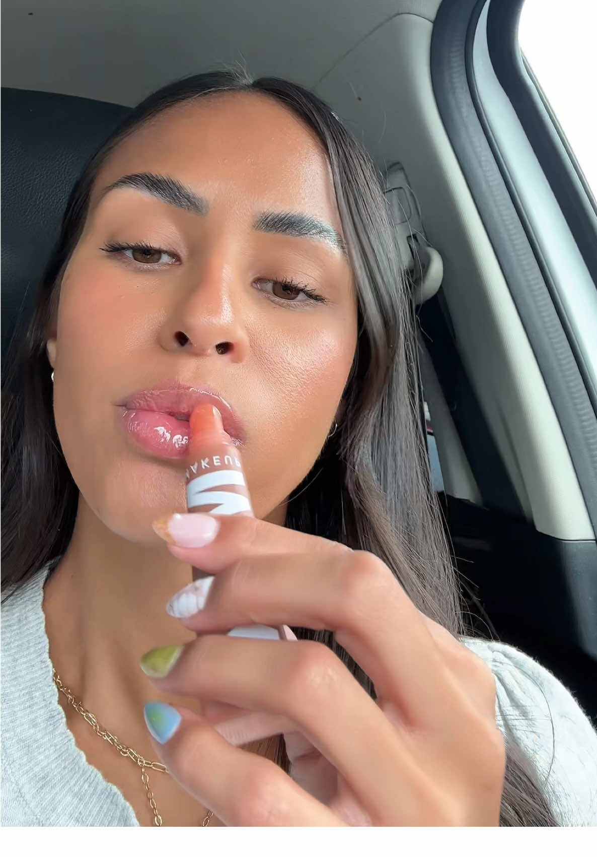Favv lipgloss lately!!💋 on repeat! @milkmakeup 