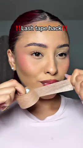 ‼️Lash tape hack ‼️ #makeuphack #lashhack #lashhacks #beautyhacks #makeuptipsandtricks 