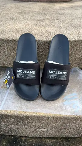 สีดำเติมของให้จุกๆ🖤✨ McJeans รองเท้าแตะ #McJeans #Mc #รองเท้าแตะแบบสวม #รองเท้าแตะ #รองเท้า 
