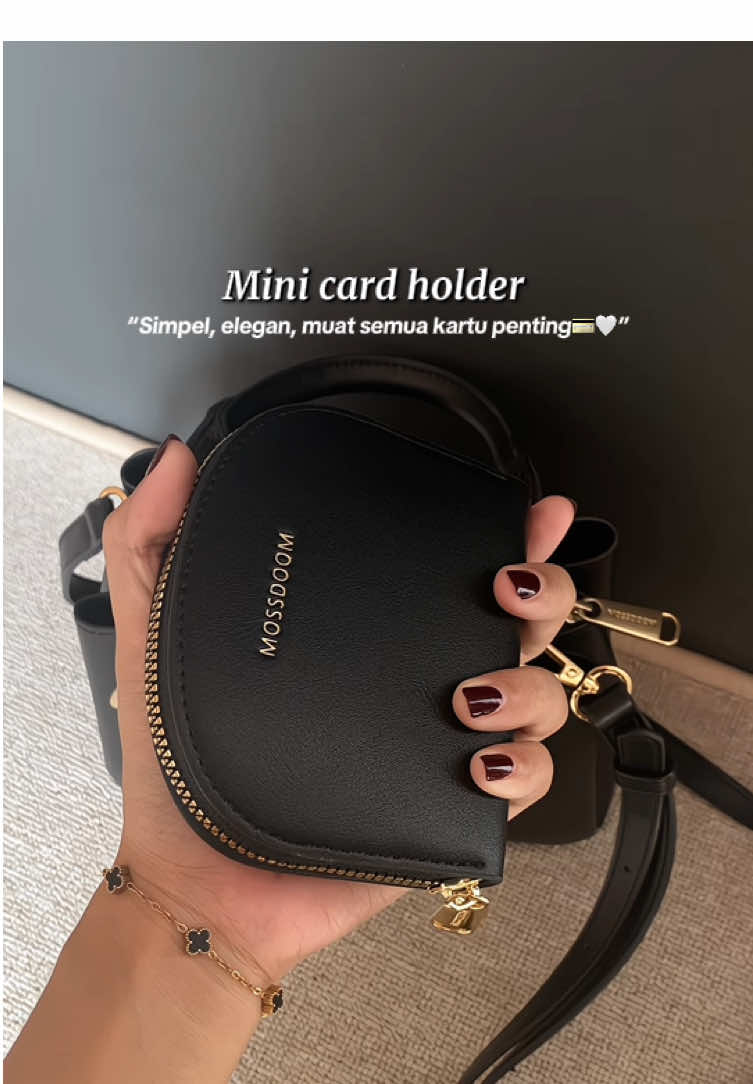 “Capek buka tas cuma buat cari kartu? Nih solusi paling simpel 😭💳✨” #dompetkartu #dompetmini #mossdoom #dompetwanita #fypviralシ 