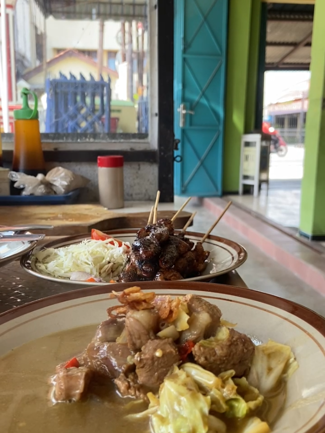 💪 😊 #motivasihidup #perintisbukanpewaris #kulinersukoharjo #fyp #tongsengkambing 