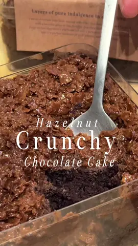 อร่อยมากกกกด อมก มีส่งตจวด้วยน้าาา #fromscratchkk #paweenees #crunchycake 