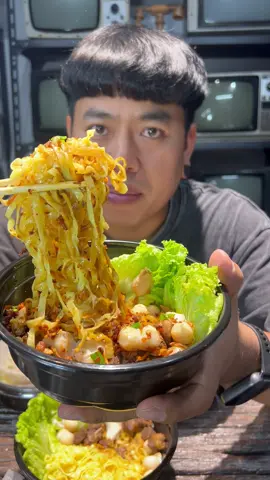 บะหมี่ไข่ปูหมูหวาน เส้นหนึบ เครื่องแน่นๆ #บะหมี่ไข่ปูหมูหวาน #ครัวตัวตอ 