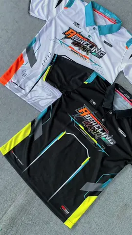 Mau costum jersey keren seperti ini? Langsung aja chat aja ke admin WA untuk konsultasi. Banyak promo menarik yang bisa kamu dapatkan, Mulai dari free kaos dan sampai potongan harga. Admin 1: 085 806 968 672 Admin 2 : 081 541 143 266 Ig : @sahara_industries01 & @sahara_industries02  Workshop: DS.gamping - Kec.Campurdarat (Tulungagung) 🚀Siap kirim kirim ke seluruh Indonesia #kaosdesign #kaossablon #jerseyprinting #jerseykeren #saharaindustries 
