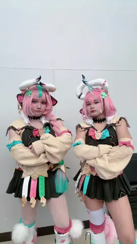 hai hai 🫡🐮🐮 #foryou #varesa #GenshinImpact #varesagenshinimpact #cosplay 