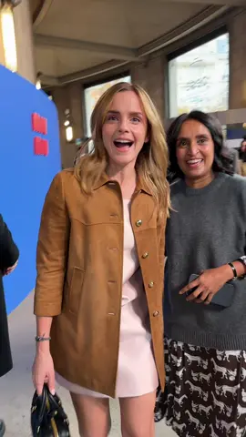 #emmawatson au défilé #miumiu #TikTokFashion #onregardequoi #harrypotter   
