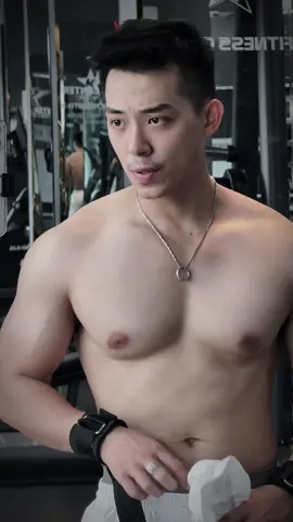 chăm sóc chị cả mấy tháng trời còn thiếu mỗi nước qua nấu cơm với giặt quần l.ót cho chị thôi mà chị nỡ lòng nào chị bỏ em qua phòng đối diện tập với thằng khác . sợ loài người 🫠