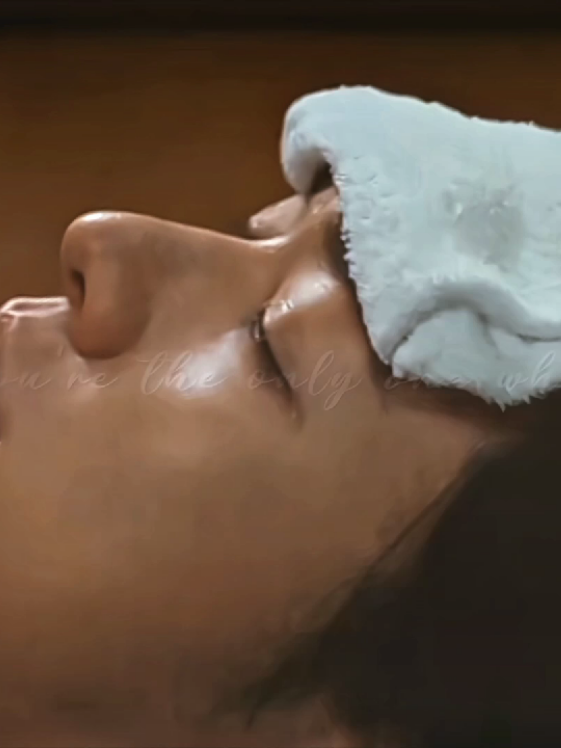 i hope they end up together in the ending. please pdnim, make my couple come true! #walkingonthinice #KIMYOUNGKWANG #LEEYOUNGAE #kdramaedit #fyp 