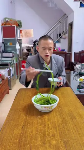 My friend invited me to dinner. What's this dish for the first time#fyp 