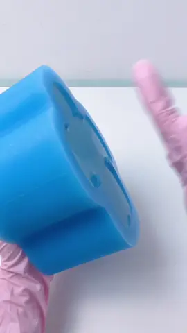 FUFUSQUISHY ASMR 🤖🤖Blue Noob