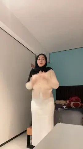 acc:jhe_hnz #fyp #foryoupage #geolgeol #hijabpulen #fyppppppppppppppppppppppp 