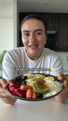 🫐🍓🥚🥕🧀 #whatieat #healthyeating #glowingskin #eating #بشرة_صحية 
