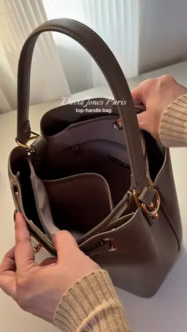 got my new fave bag from David Jones 🥹✨ #davidjones #davidjonesbag #bag #twowaybag #qualitybag  