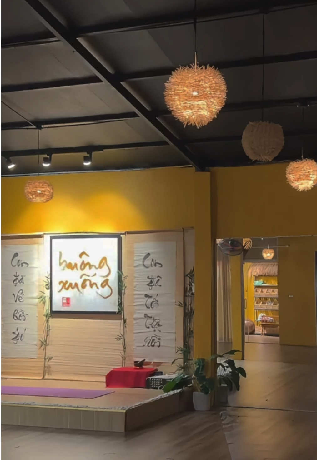 🌸 ATTA – Học viện Tâm thức dành cho bạn 🌸 Nơi lan tỏa sức khỏe – chữa lành – và sự an yên trong từng khoảnh khắc. _________________________________  🌿 Cùng ATTA lan tỏa sức khỏe và sự bình an  📍 Địa chỉ: Số Nhà 8 - No1A - Khu Biệt Thự Sài Đồng - Long Biên - Hà Nội  📞 Website : http://attayoga.net/  📞 Facebook: https://www.facebook.com/ATTAcenter/  📞 Điện thoại:0984.767.977 #ATTAyoga #YogaCongDong #xuhuong #SongAnYen #YogaVietnam  