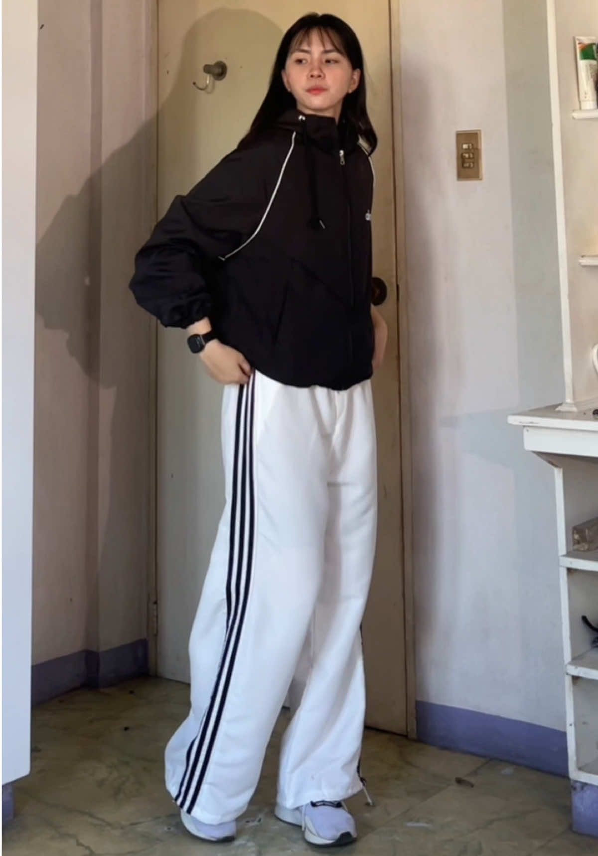 Baggy track pants, got all 6 colorways 👀 #trackpants #trackpantsoutfit #streetwear #TikTokFashion #fyp 