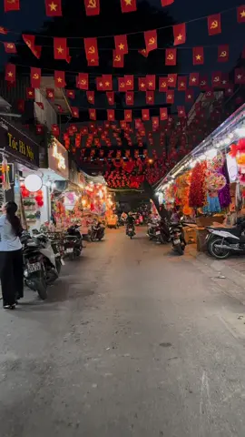 Lại một mùa trung thu buồn..#🥲 #hanoivedem❤️ #langthanghanoi #nhạchaymỗingày 