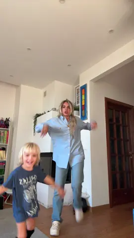 mio nipote più matto di me😂