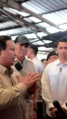 kode minta sapu tangan, Bpk keringetan.  #presidenprabowo  #teddy #densop #fypシ゚ #fypシ゚viral🖤tiktok 