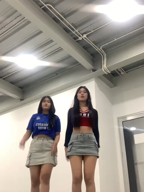 asik bareng kitaa yuu🤭, join live sekarang gayss!!!!#apt_mystictide #livedance #livehighlights