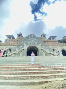 #ကြည်နူးပျော်ရွှင်ဖွယ်နေ့လေး😘😍