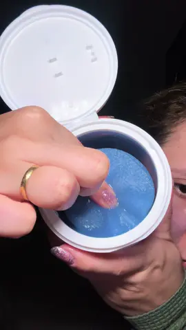 ✨5-Minute Glow, No Irritation 💦 Meet your new K-beauty must-have 😍 — dual-textured pads that do it all: exfoliate, hydrate, soothe, and prep your skin for makeup in one swipe 💁🏻‍♀️ 💙 Instantly cools & calms redness 💧 Multi-Hyaluronic Acid = deep hydration 🌿 Vegan Collagen for that bouncy glow 🐰 Clean, cruelty-free, and perfect for sensitive skin! Ready for mask-level care in just 5 minutes? 😌✨ Special offer 20% off until 31/10!!!  @PONGDANG  #pongdangskincare #azulene #kbeauty #kbeautyskincare #koreanskincare 