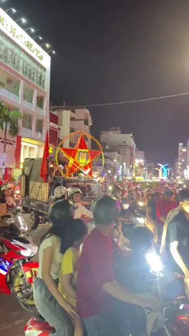 Đèn ông S ao với đèn cá Ch ép #tettrungthu #bơ🥑_cutehộtme🥰🥰 