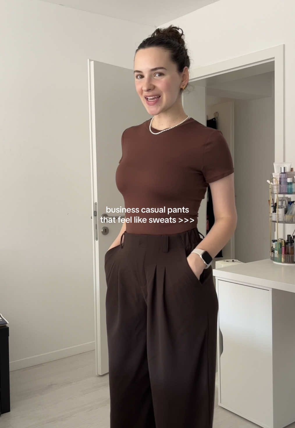 Dare I say comfier than sweats 👀 @Halara_official #halara #halaratiktokshop #halarapants #businesscasual #OOTD 