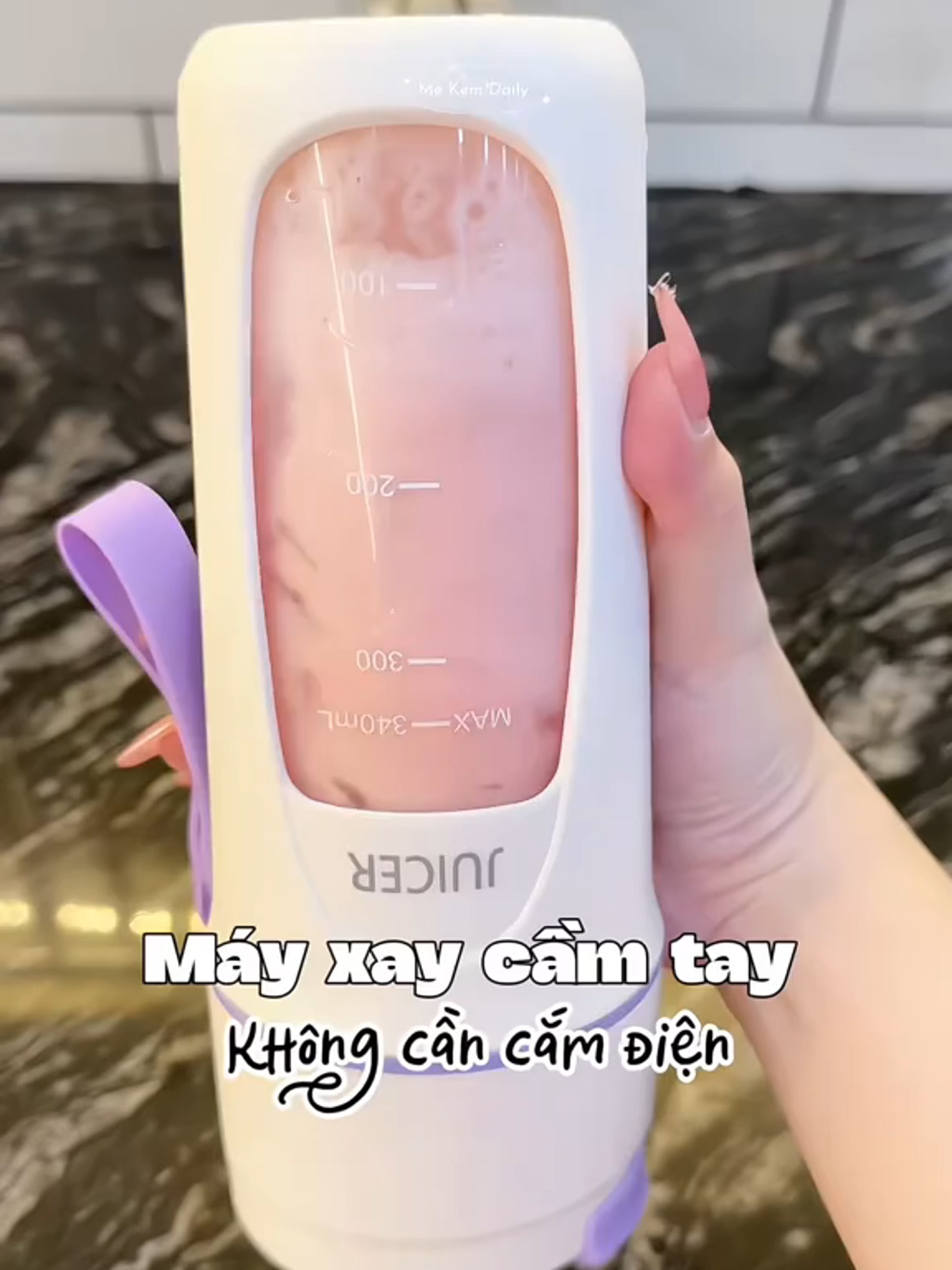 máy xay sinh tố cầm tay cho nhân viên văn phòng, học sinh. quá tiện lợi#xuhuong #mayxaydanang #giadungtienich #mayxaysinhto #thinhhanh