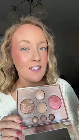this bundle is SO good! a full face from @Laura Geller Beauty for such a great price 🙌🏼 #lauragellerbeauty #facepalette #makeupproducts #easymakeup #mommakeup 