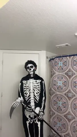 happy halloween fuckers #fyp #halloweencostume #skeleton #trend #noncholant 