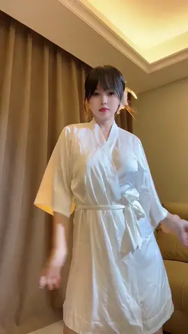 mặc là mê . váy ngủ sexy đẹp mà rẻ . vay ngủ lụa 2 dây sexy #vayngucaocap #vaysexy #donguxinh #dongugoicam #vayngulua 