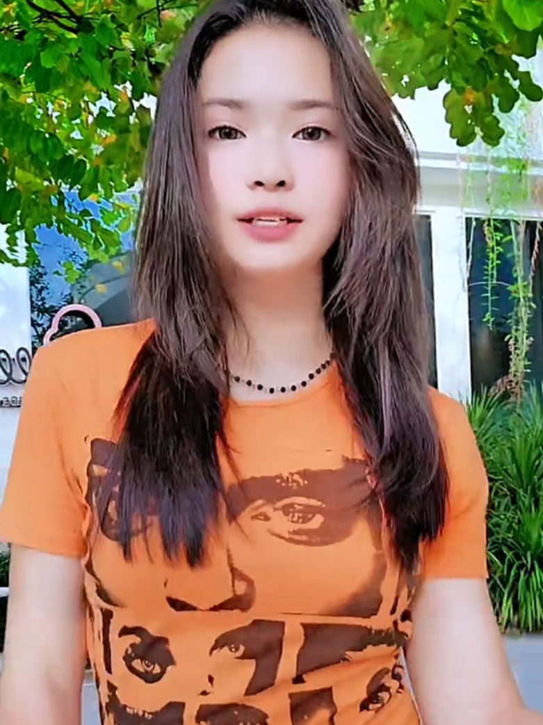 ผ่านมาแวะกด❤️ให้ด้วยนะงับ #plainuam_chanida #ปลายนวม_ชาณิดา #นักแสดง #เทรนด์วันนี้ @คุณแม่น้องปลายนวม @plainuam_mom🥊 @คุณพ่อน้องปลายนวม 