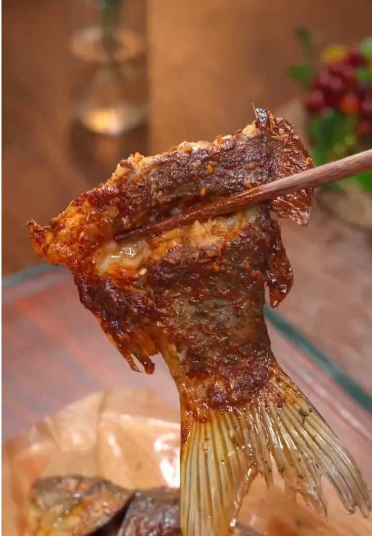 Cá nướng muối ớt cay ngọt đậm đà  #nuong #bepxuyenviet #nauancungtiktok #food 