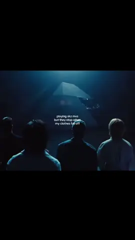 #STRAYKIDS || can y’all guess why? cuz I deffo dont know😦🙏 #ot8 #방찬 #kpop #fyp 