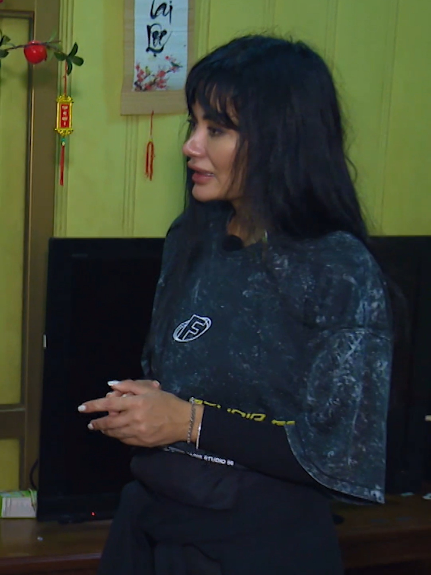 Să cauți cazare în Vietnam e complicat, dar nu și atunci când o ai pe Olga lângă tine. 🔥😂  Ne vedem de la 20:30! #asiaexpress #antena1 #fyp #funnytv #fouryou #viral #tvshow #cursa