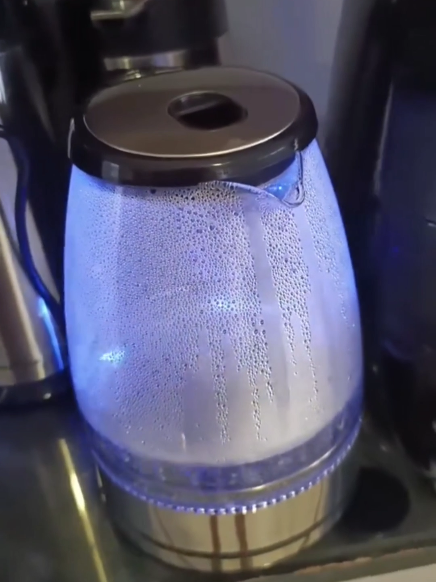 Chaleira Elétrica de Vidro 1.8L Fervura Rápida, Design Moderno e Portátil
