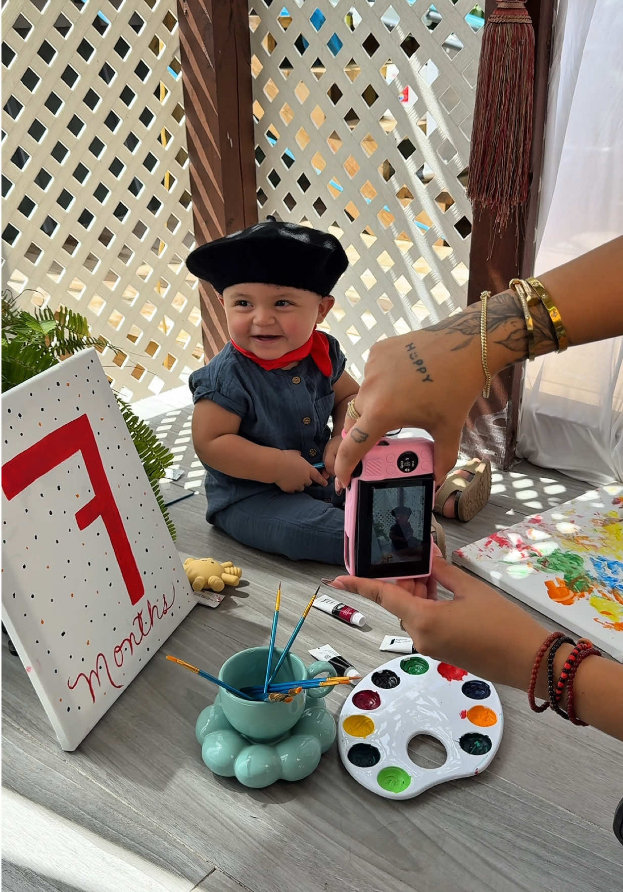 Aquí otra idea de fotitos en casa para tu bebé 🥰❤️. Felices 7 meses mi peque 🥹💙 #babymilestonepictures #babypictures #fotosdemeses #fotosbebeideas 